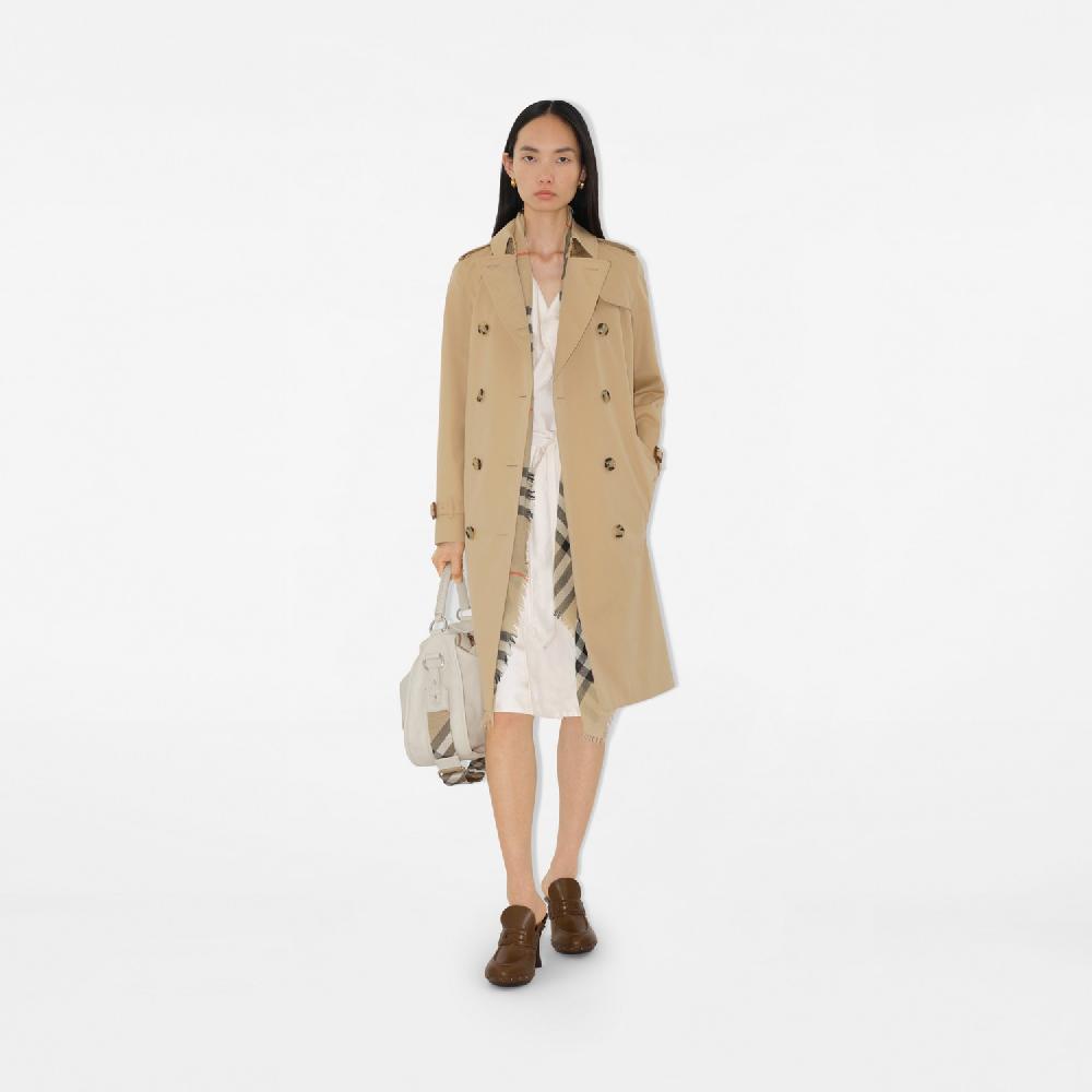 Burberry Trench Coat Heritage Kensington LargoPrecio 2.150 00 € Corte Estándar