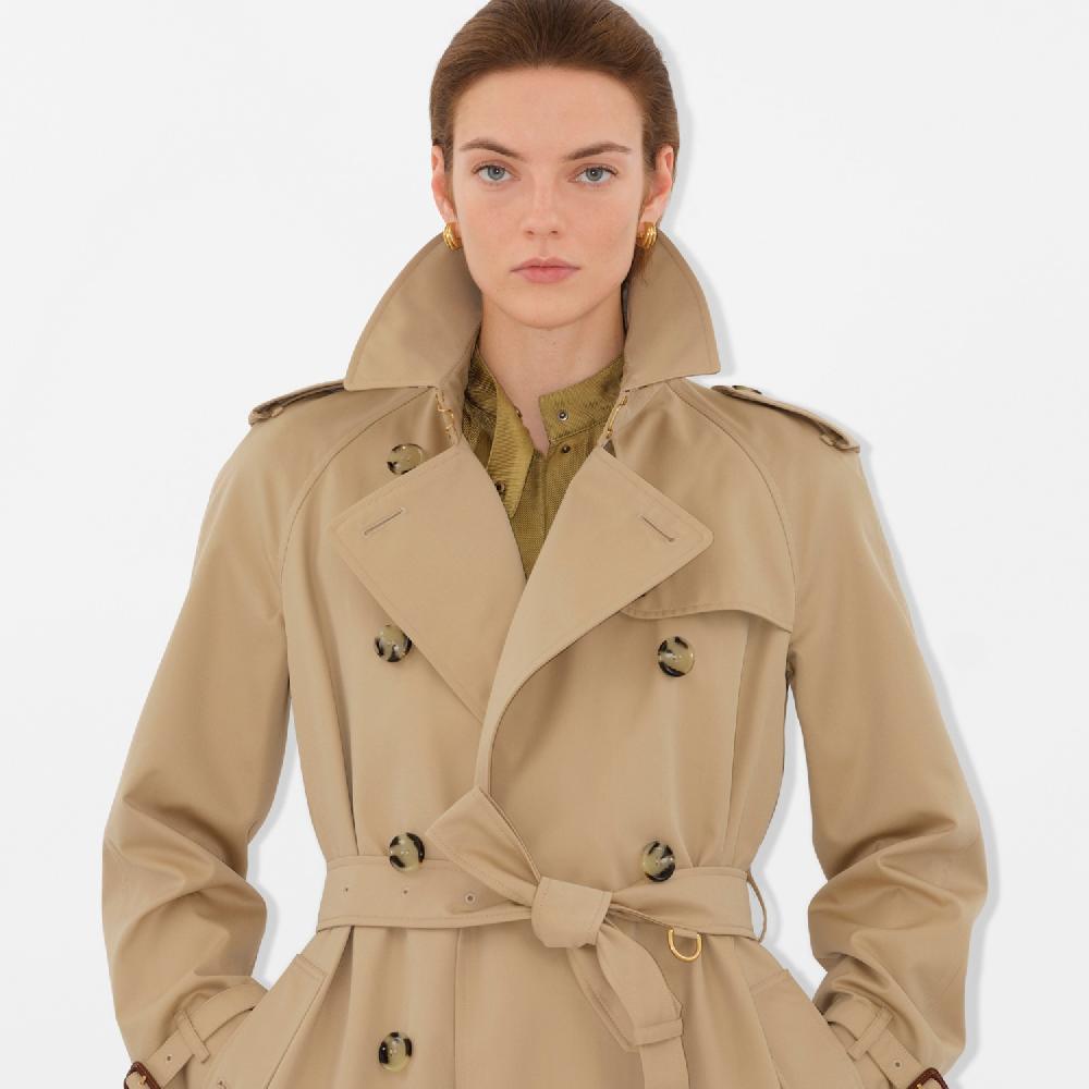 Burberry Trench Coat Heritage Waterloo LargoPrecio 2.150 00 € Corte Estándar