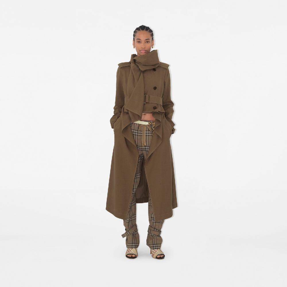 Burberry Trench Coat Largo En Seda Estilo BufandaPrecio 2.950 00 € Novedades