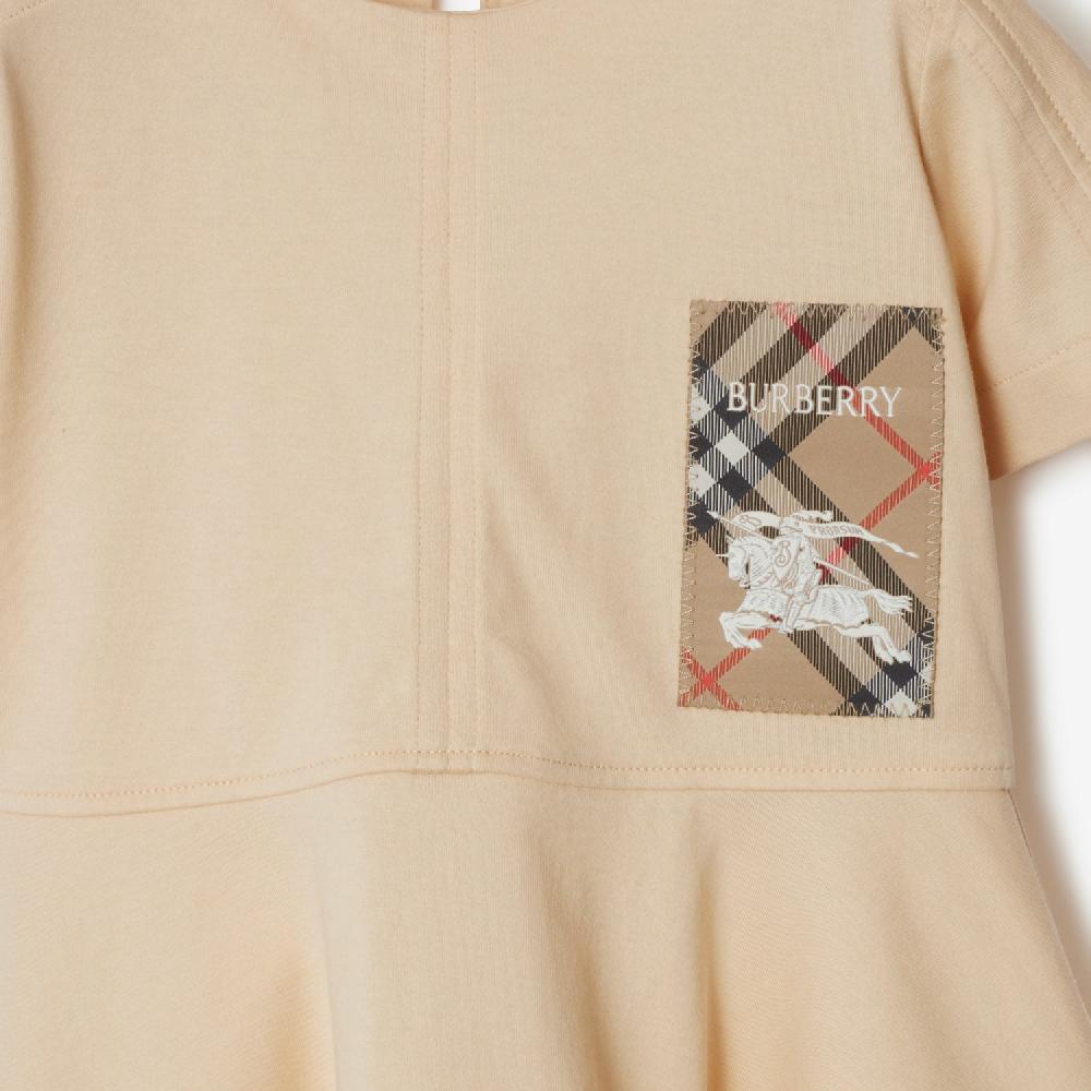 Burberry Vestido En Algodón Con Etiqueta CheckPrecio 240 00 € 6-24 Meses