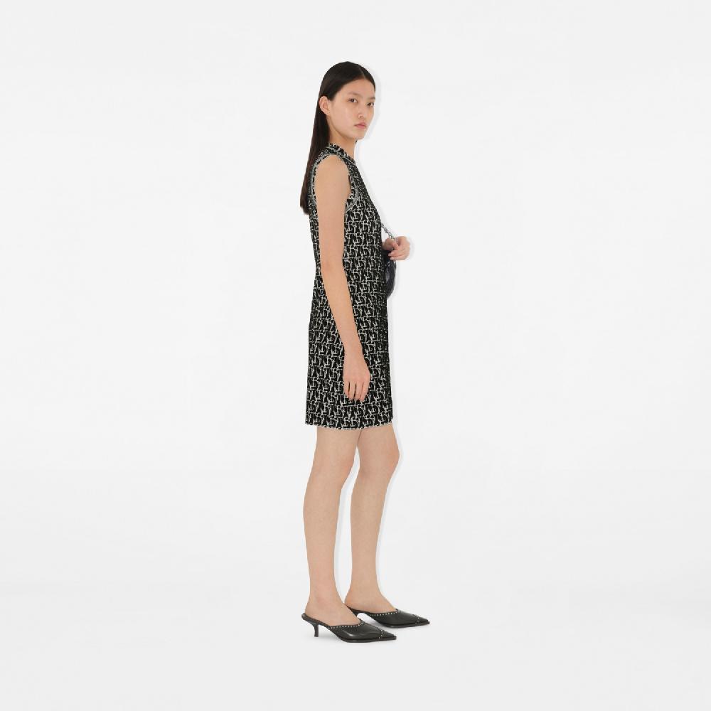 Burberry Vestido En Mezcla De Lana Con Motivo B CharmPrecio 1.650 00 €