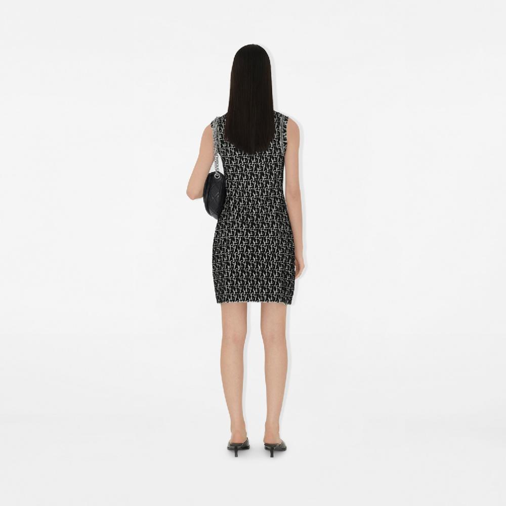 Burberry Vestido En Mezcla De Lana Con Motivo B CharmPrecio 1.650 00 €