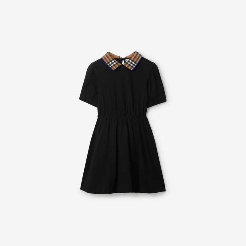 Burberry Vestido tipo polo en algodón con cuello CheckPrecio 270 00 € 3-14 años