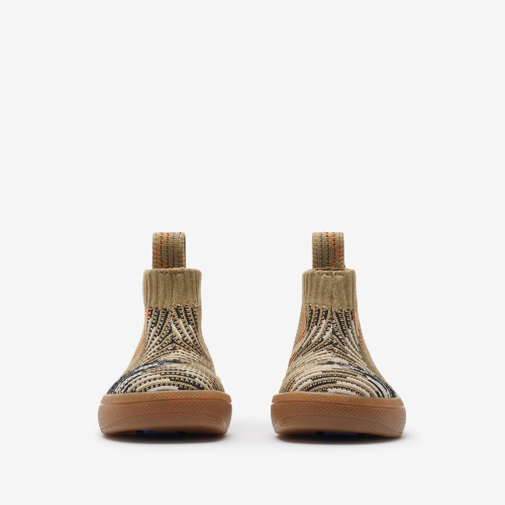 Burberry Zapatillas Deportivas Con Calcetín CheckPrecio 350 00 € 6-36 Meses