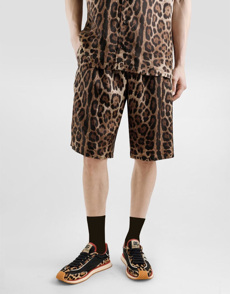 Dolce & Gabbana Bermudas De Seda Con Estampado Leopardo