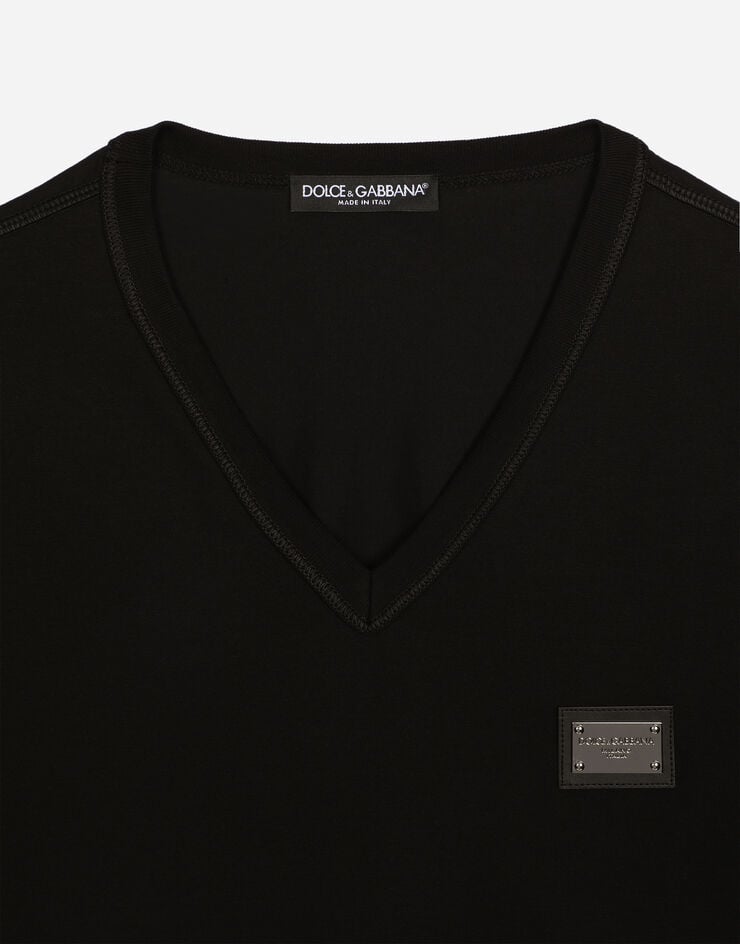Dolce & Gabbana Camiseta De Algodón Con Cuello De Pico Y Placa Con Logotipo