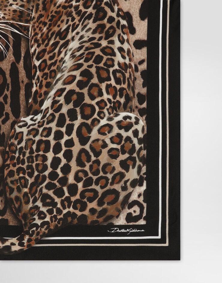 Dolce & Gabbana Fular En Sarga De Seda Con Estampado Leopardo 50 X 50