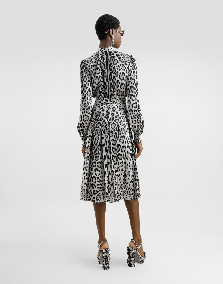 Dolce & Gabbana Vestido Longuette Camisero De Raso Con Lazo Estampado Leopardo