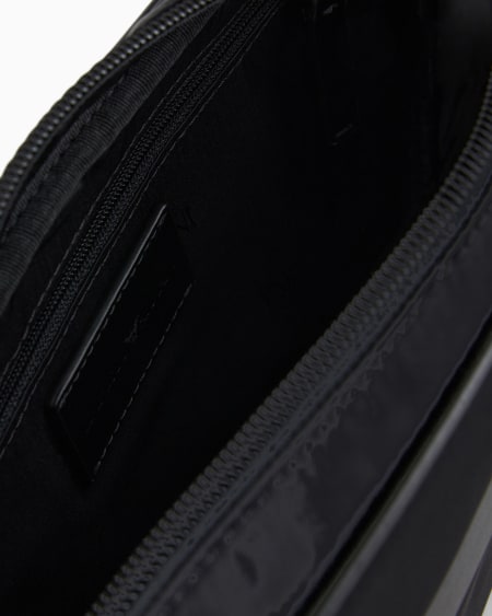 Armani Bolso Bandolera De Nailon Reciclado ASV