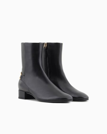 Armani Botín Bajo De Napa Con Placa De águila