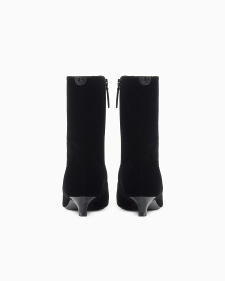 Armani Botín Bajo De Terciopelo Con Tacón Kitten