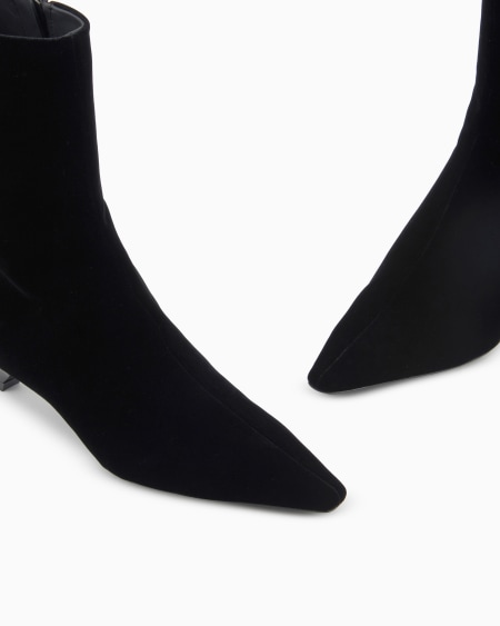 Armani Botín Bajo De Terciopelo Con Tacón Kitten