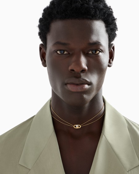 Armani Collar Con Placa De Acero Inoxidable Dorado