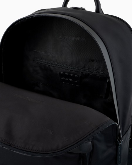 Armani Mochila Redonda De Nailon Reciclado ASV