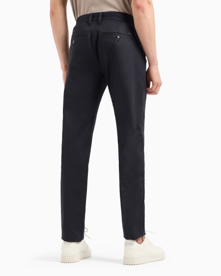 Armani Pantalones Chinos De Cómoda Gabardina