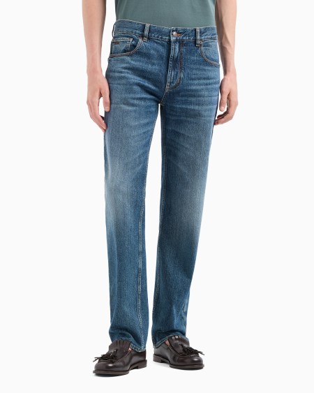 Armani Vaqueros J76 Rectos En Denim Lavado
