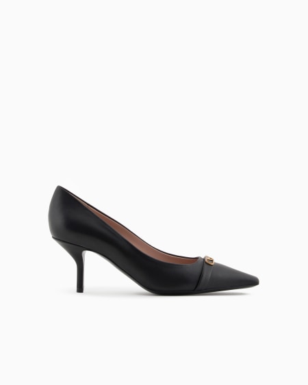 Armani Zapato de salón en napa con placa de águila