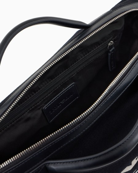 Armani Bolso Baúl De Lona Con Logotipo Bordado Y Bandolera