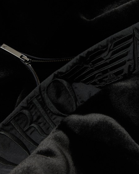 Armani Cazadora Efecto Pelo Con Capucha Y Cremallera