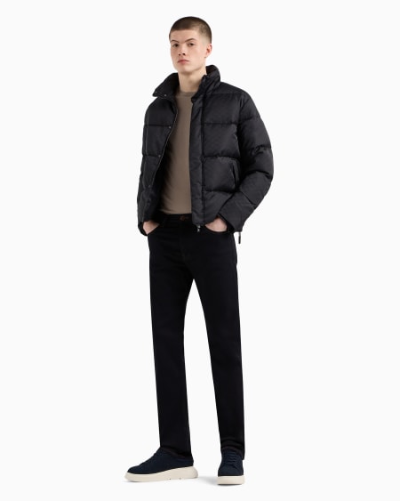 Armani Chaqueta De Plumas Acolchada Con águila Integral En Tejido Jacquard