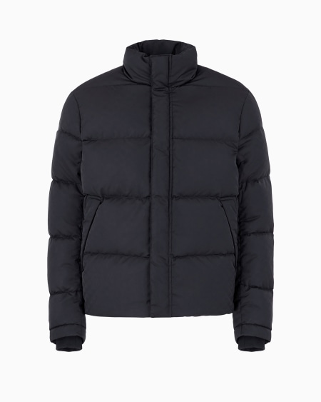 Armani Chaqueta de plumas acolchada con águila integral en tejido jacquard