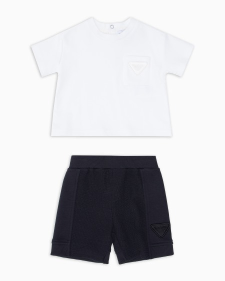 Armani Conjunto de camiseta y pantalones cortos con bordado de águila