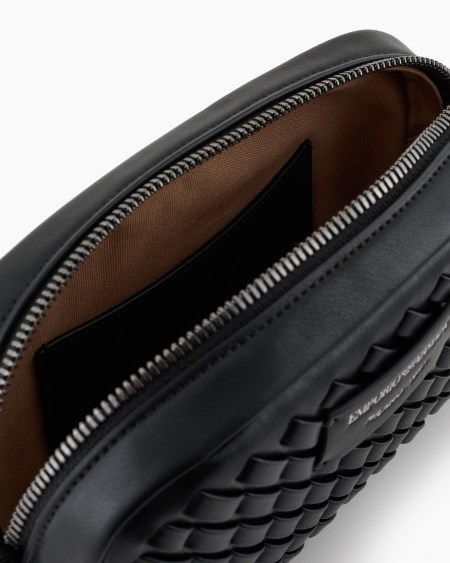 Armani Funda Para Cámara De Piel Trenzada Con Bandolera De Cadena