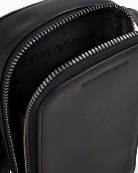 Armani Funda Para IPhone De Piel Con Logotipo Y Bandolera