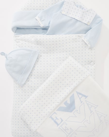 Armani Manta Reversible Con Logotipo Y Estampado De águilas Con Efecto óptico