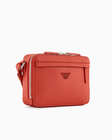 Armani Minifunda Para Cámara De Piel Saffiano Regenerada Con Placa De águila ASV