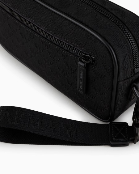 Armani Neceser De Nailon Con Motivo Integral De águila En Tejido Jacquard