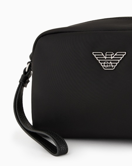 Armani Neceser De Nailon Reciclado Con Placa De águila ASV