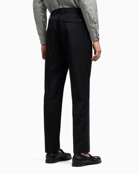 Armani Pantalones Chinos De Sarga Ligera De Mezcla De Lana Virgen