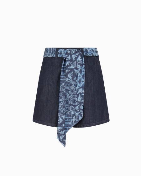 Armani Pantalones cortos J77 de cintura alta de denim con fajín estampado