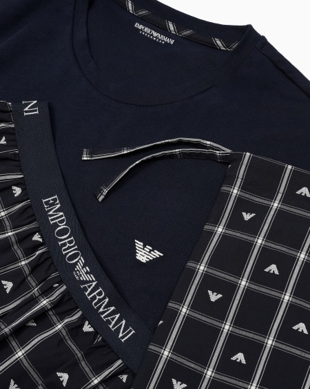 Armani Pijama Con Bermudas De Tejido Jacquard Con Patrón Integral