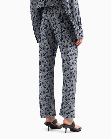 Armani Vaqueros De Denim Con Motivo Integral De Margaritas En Tejido Jacquard Cápsula Peace ASV