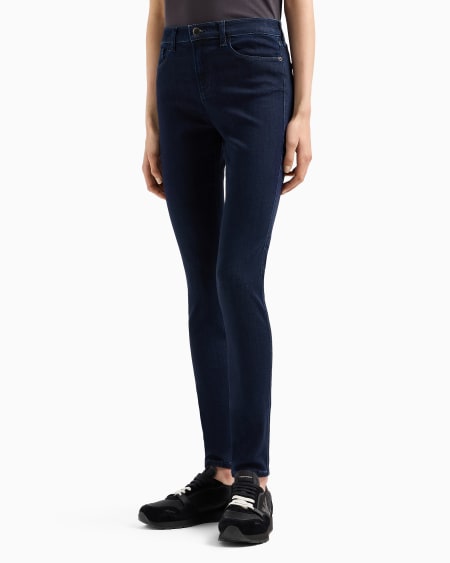 Armani Vaqueros J20 De Cintura Alta Y Pernera Superajustada En Denim De Lyocell