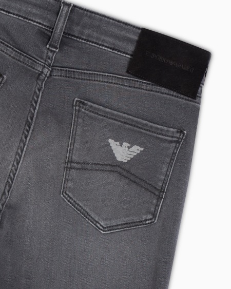 Armani Vaqueros J20 De Cintura Alta Y Pernera Superajustada De Denim Elástico Con Logotipo Grabado A Láser