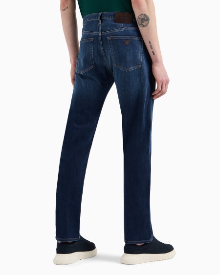 Armani Vaqueros J21 Regular Fit De Cómodo Denim De 11 5 onzas Lavado