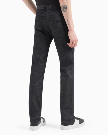 Armani Vaqueros J45 Regular Fit En Denim De 8 onzas Con Lavado Efecto Usado