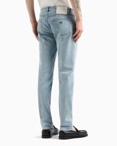 Armani Vaqueros J75 Slim Fit En Denim Cómodo Con Lavado A La Piedra Blanqueado