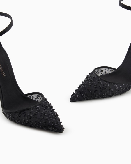 Armani Zapato De Salón De Tejido Bordado Con Correa