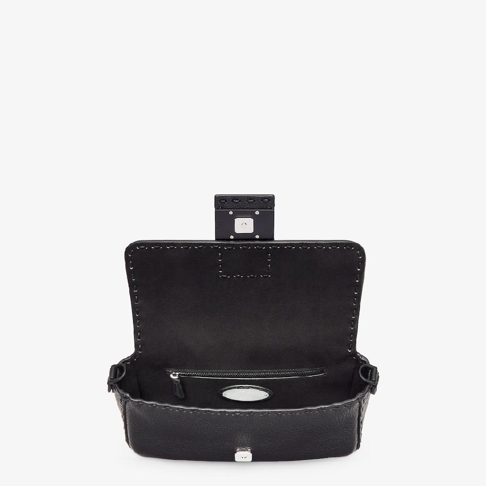 Fendi Baguette Regular