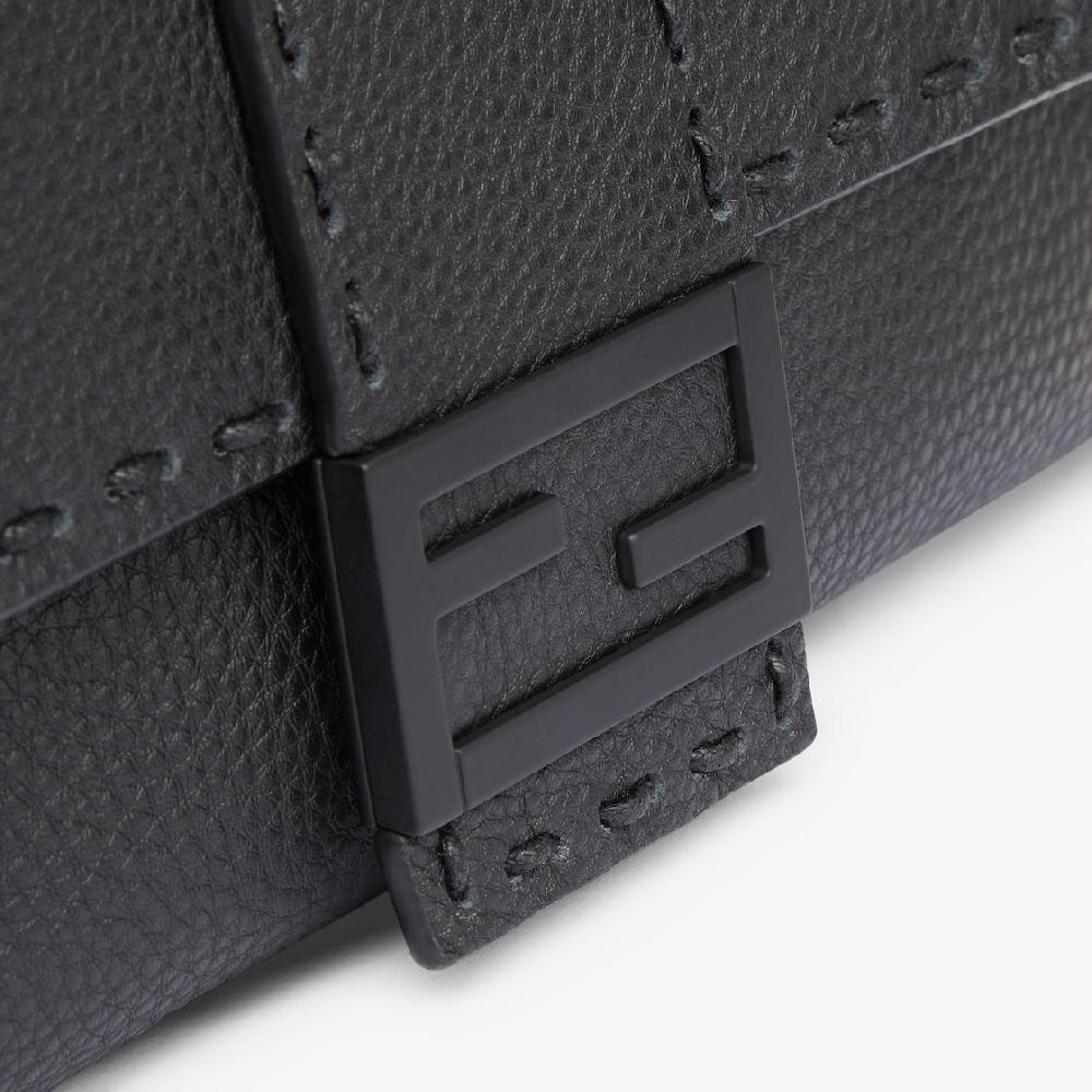 Fendi Baguette Regular