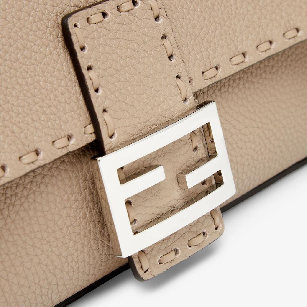 Fendi Baguette
