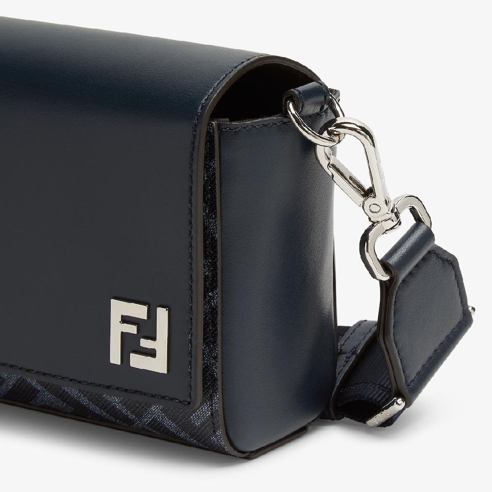 Fendi Bolso Compacto Squared FF