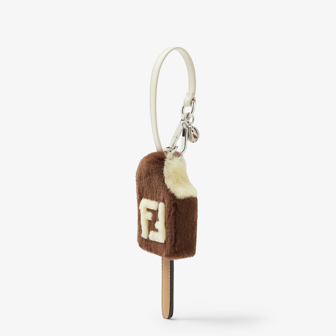 Fendi Charm helado