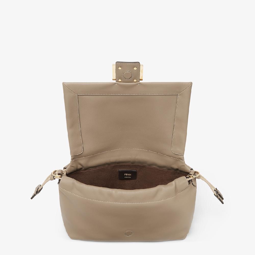 Fendi Mamma Baguette Medium