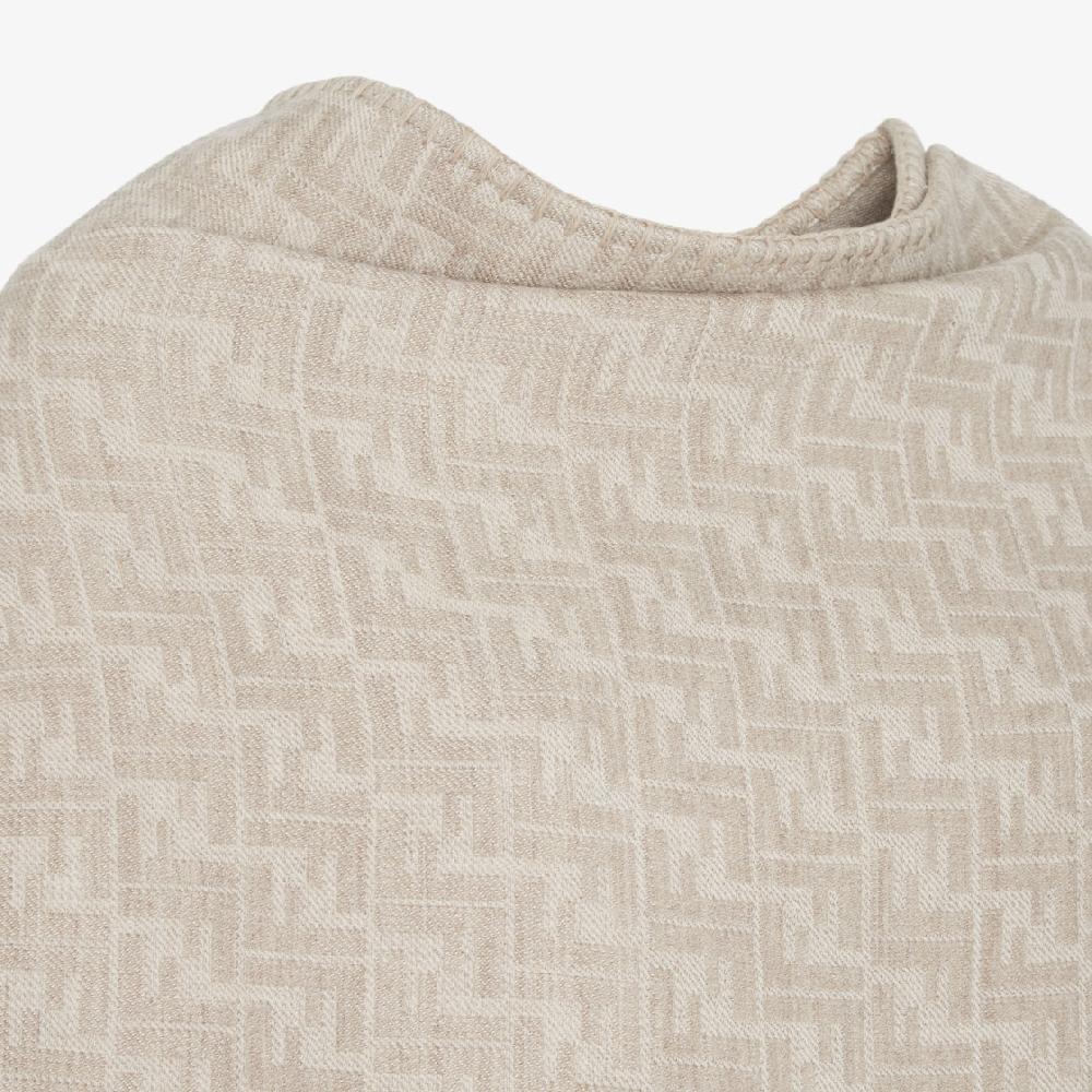 Fendi Poncho FF