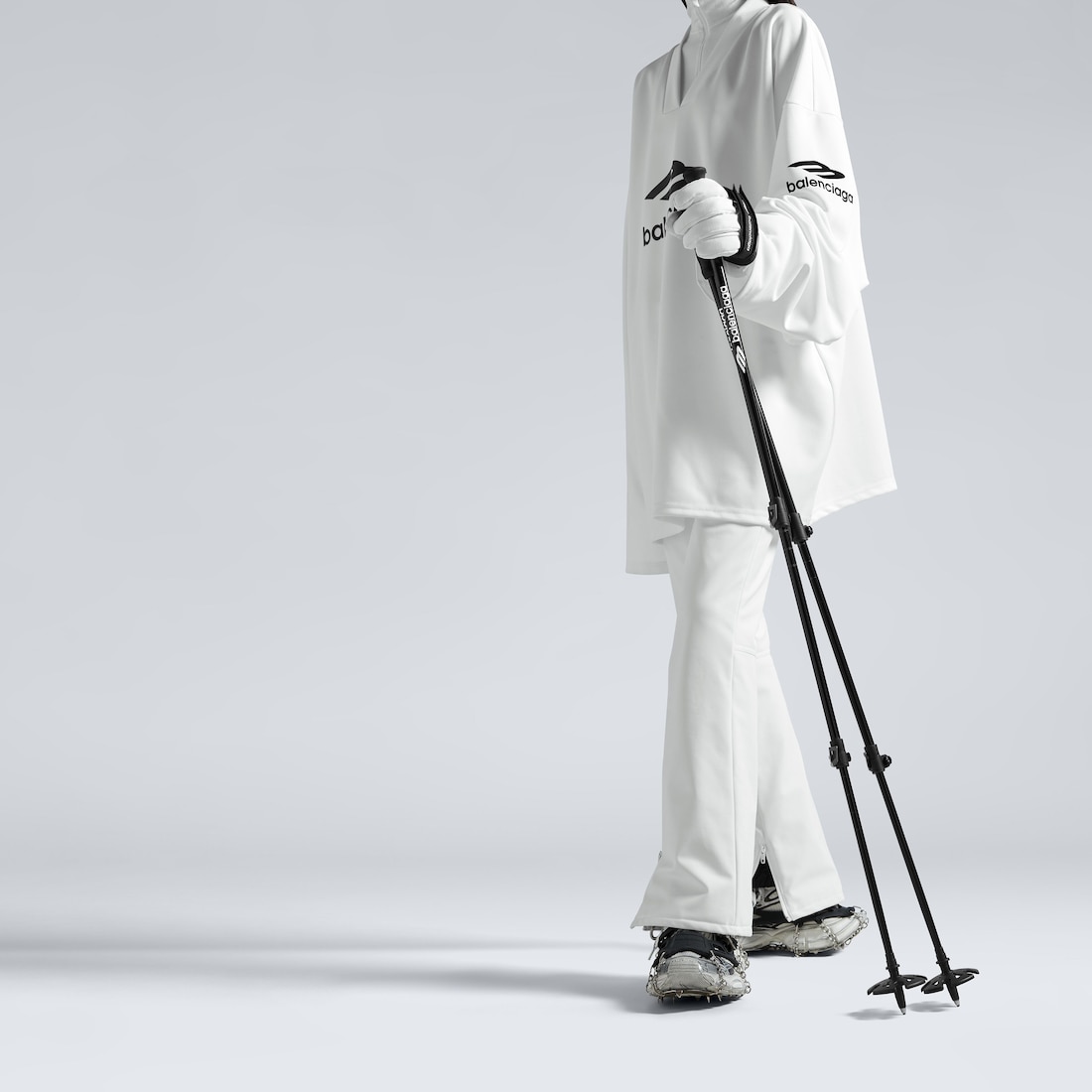 Balenciaga Bastones De Senderismo En Negro